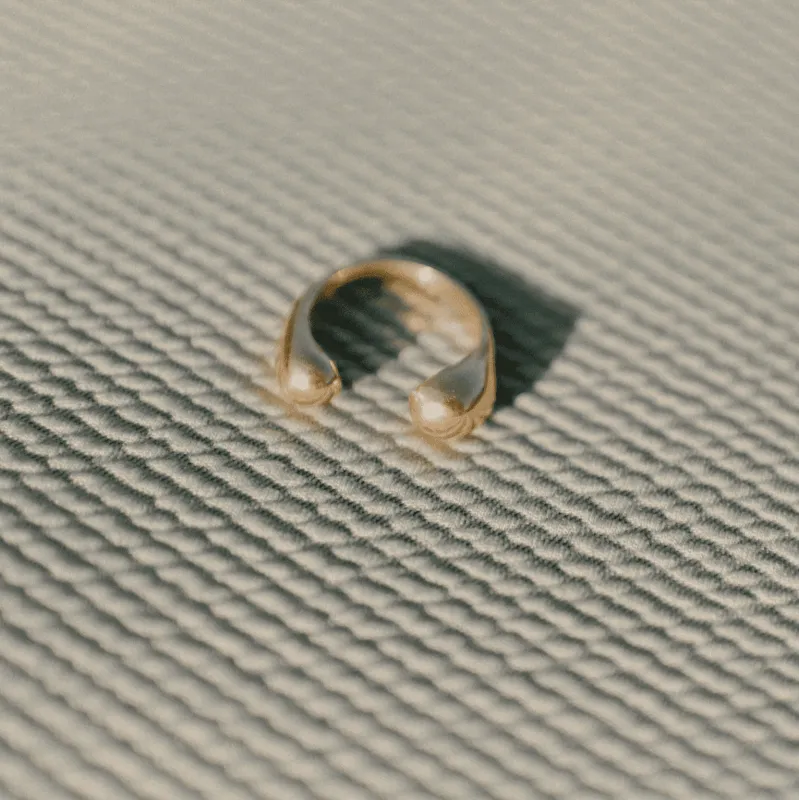 Noa Open Ring made by Oceanne