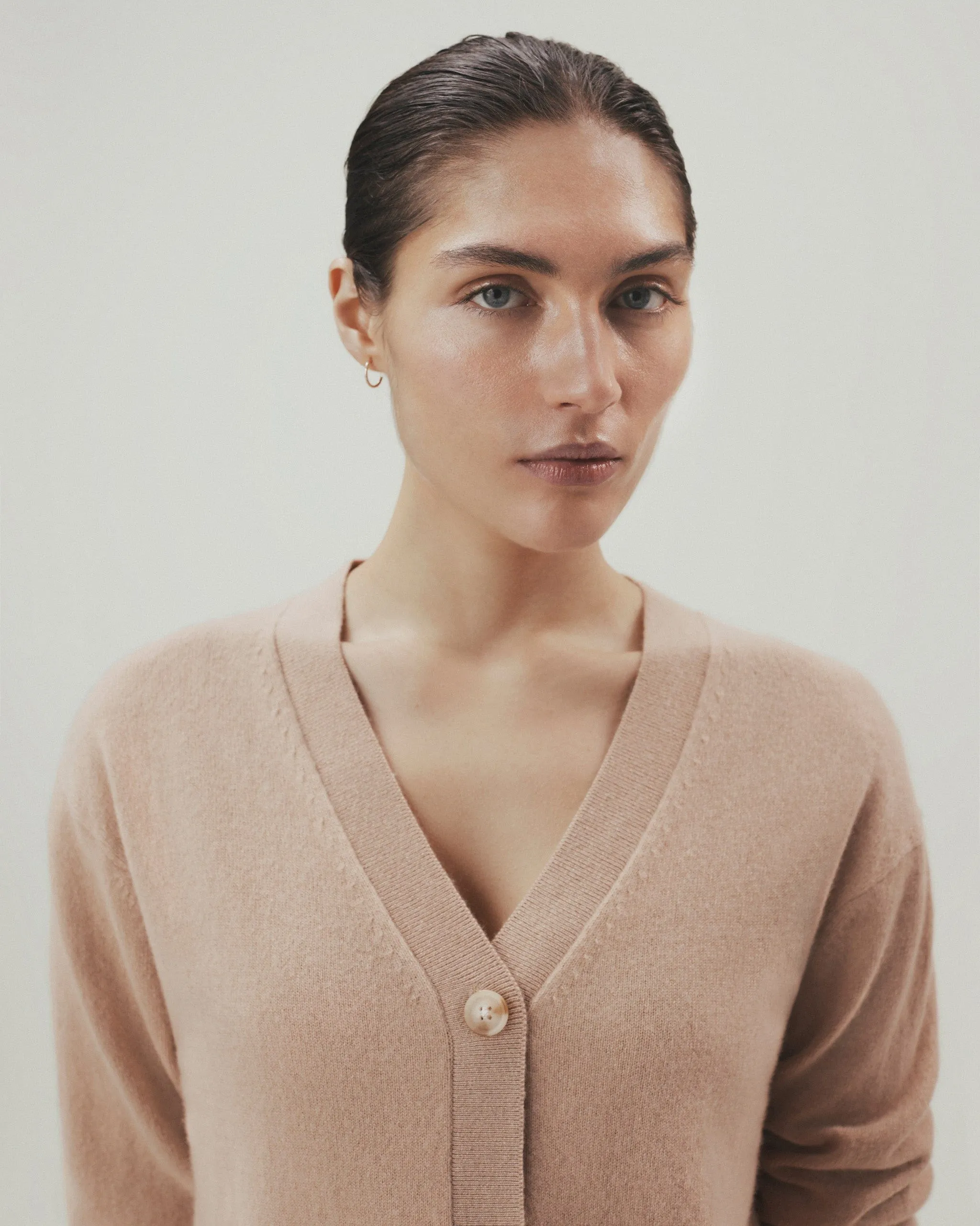 Women's Finest Cashmere Knitted V Neck Cardigan sold by Rise & Fall product image thumbnail 3
