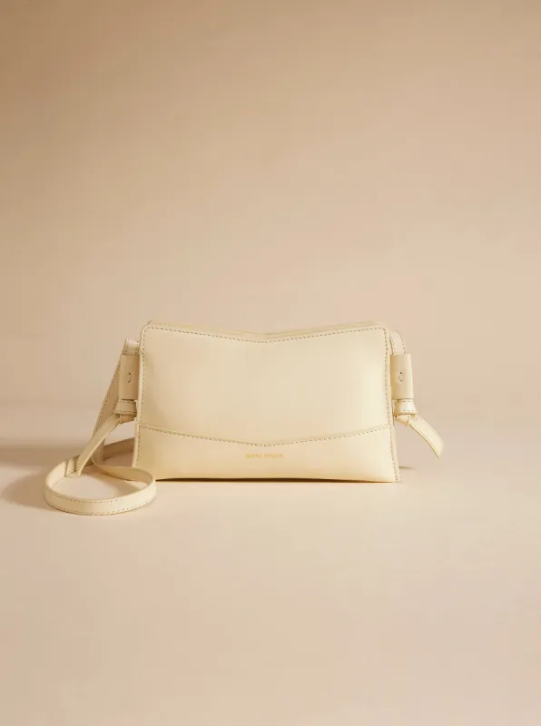 Manu Trio Vanilla Soft sold by Manu Atelier