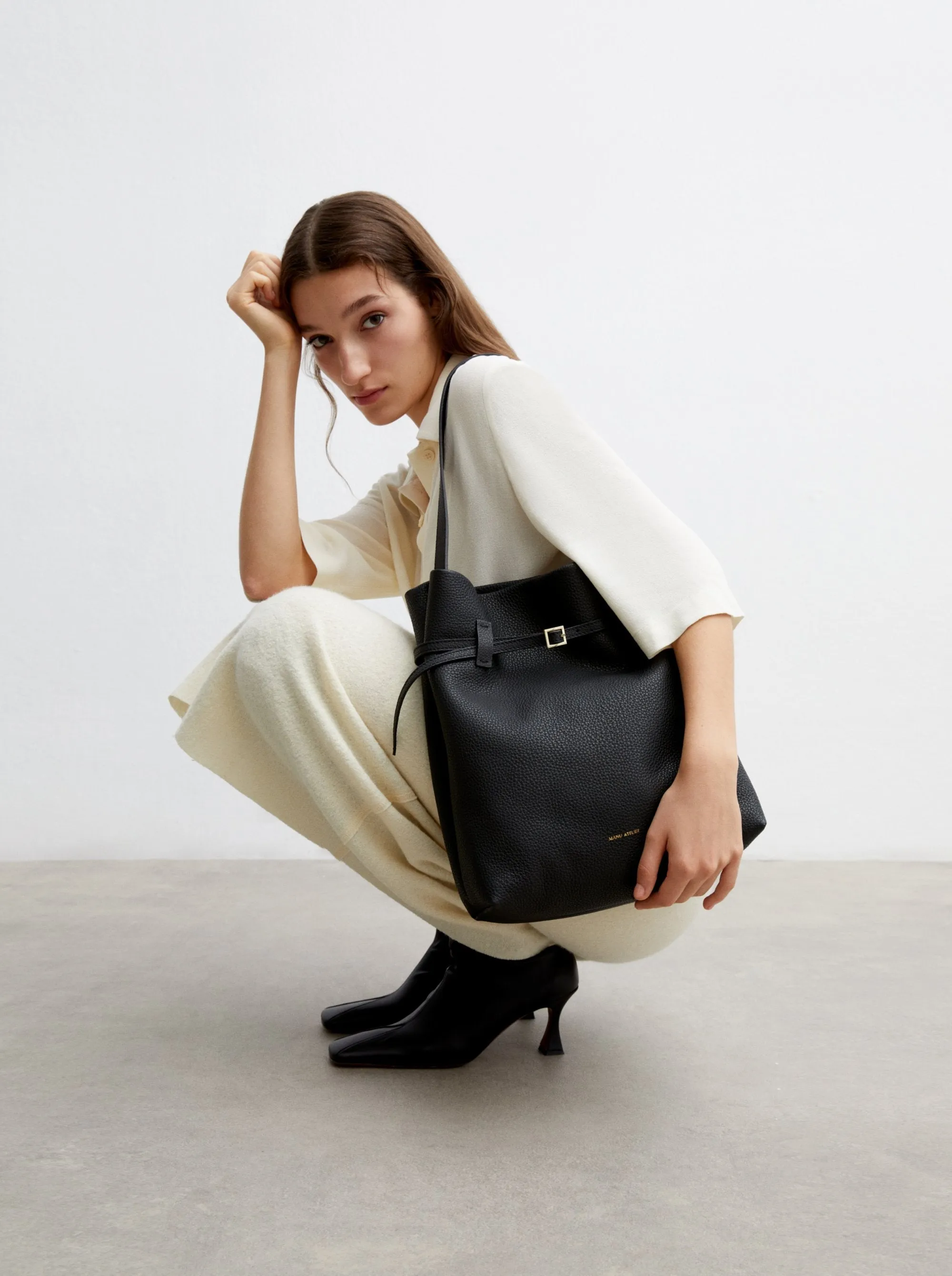 Tote du Jour Black sold by Manu Atelier product image thumbnail 3