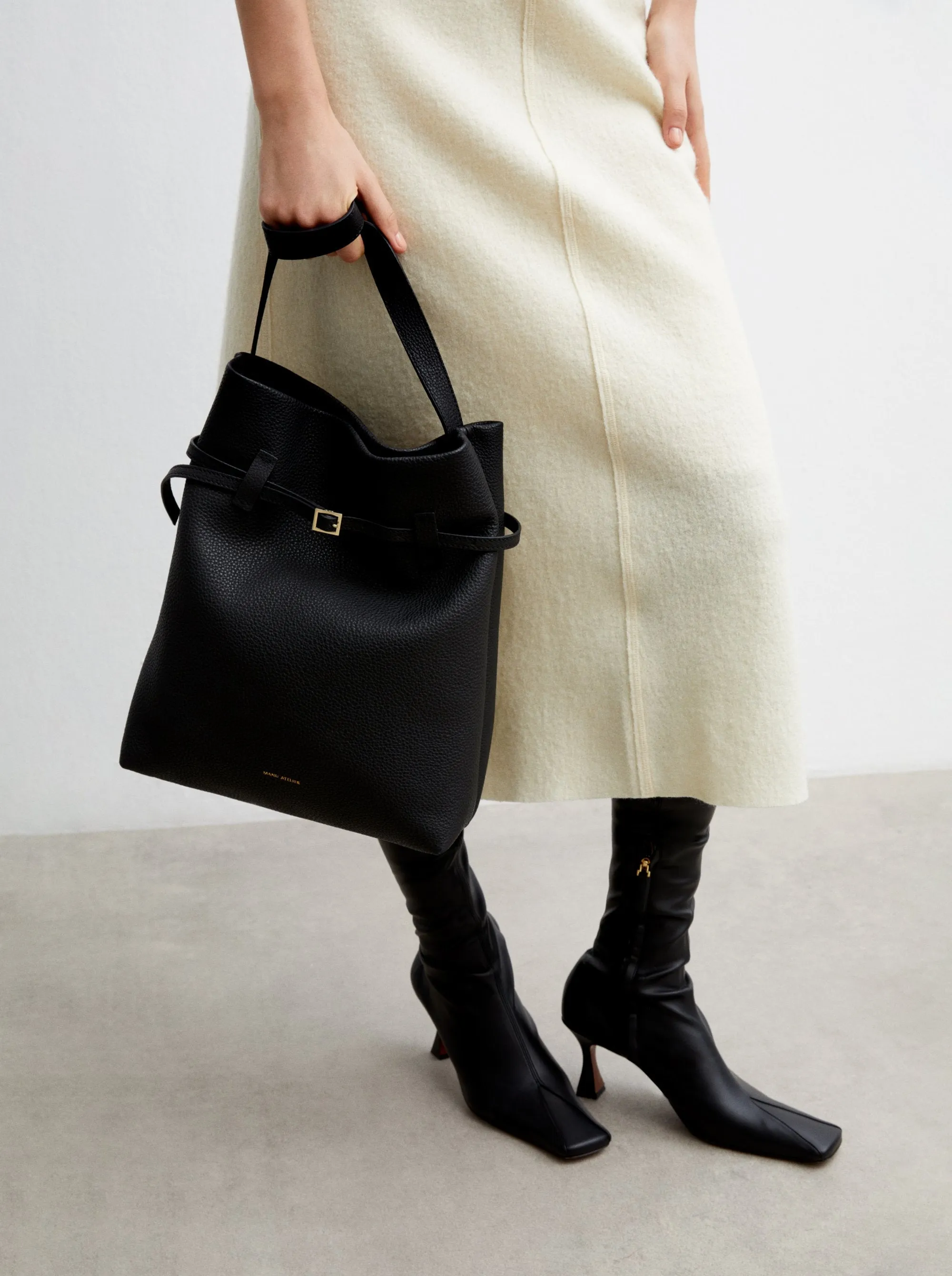 Tote du Jour Black sold by Manu Atelier product image thumbnail 2