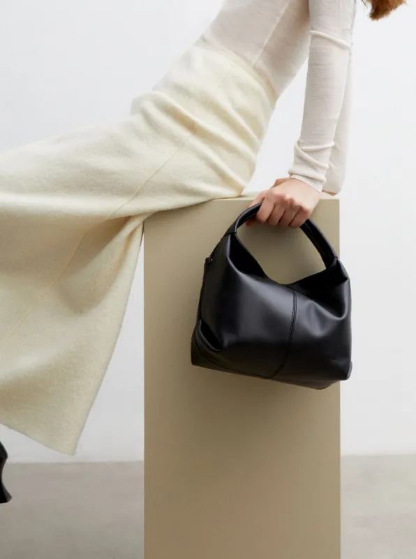 Mini Gala Black Soft sold by Manu Atelier