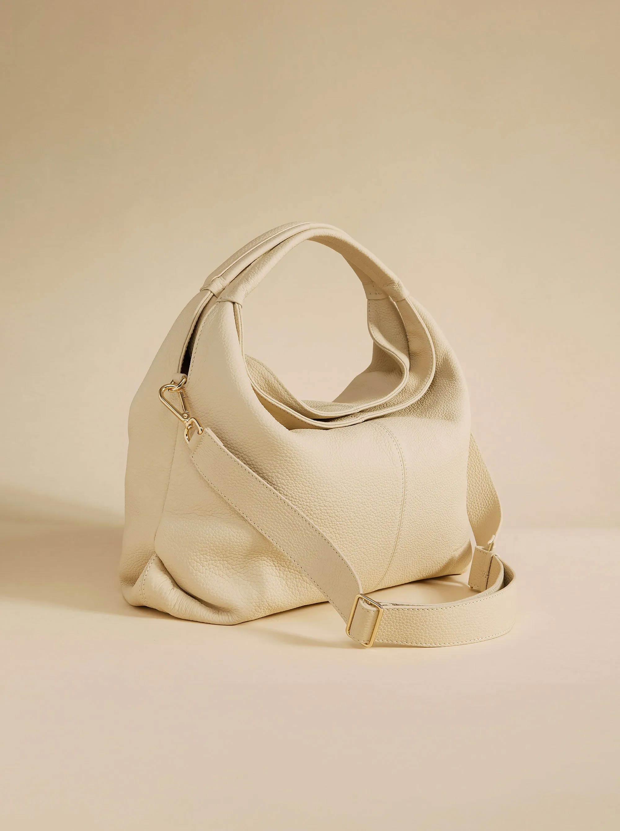 Gala Vanilla sold by Manu Atelier