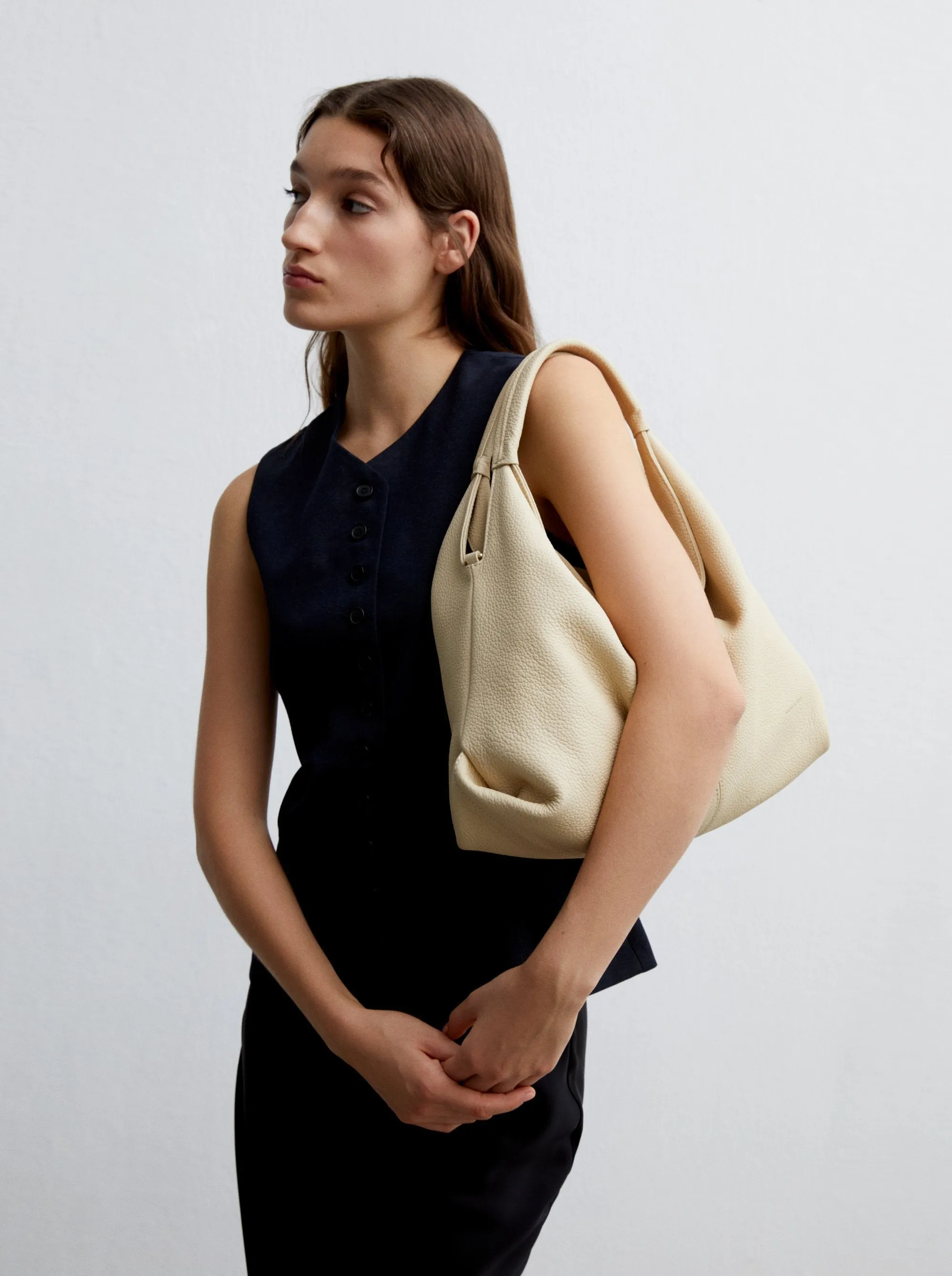 Gala Vanilla sold by Manu Atelier product image thumbnail 3