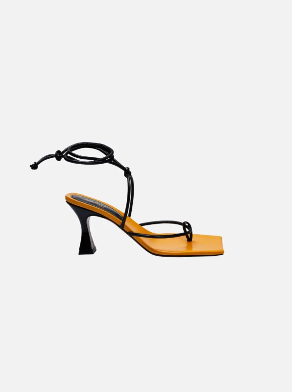 Freya XX Black Soft sold by Manu Atelier