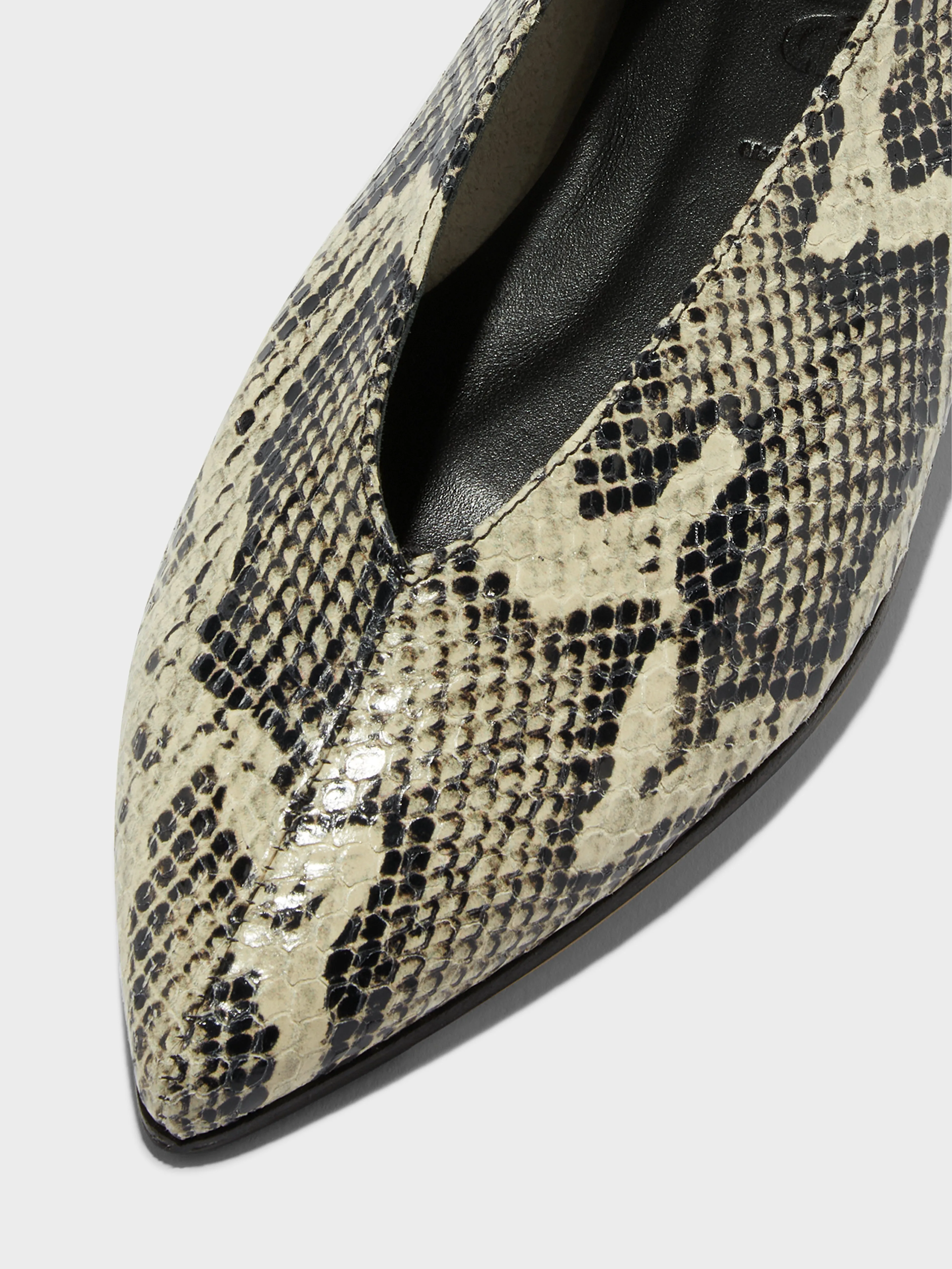 Moa Pointed-Toe Flats sold by Aeyde product image thumbnail 3