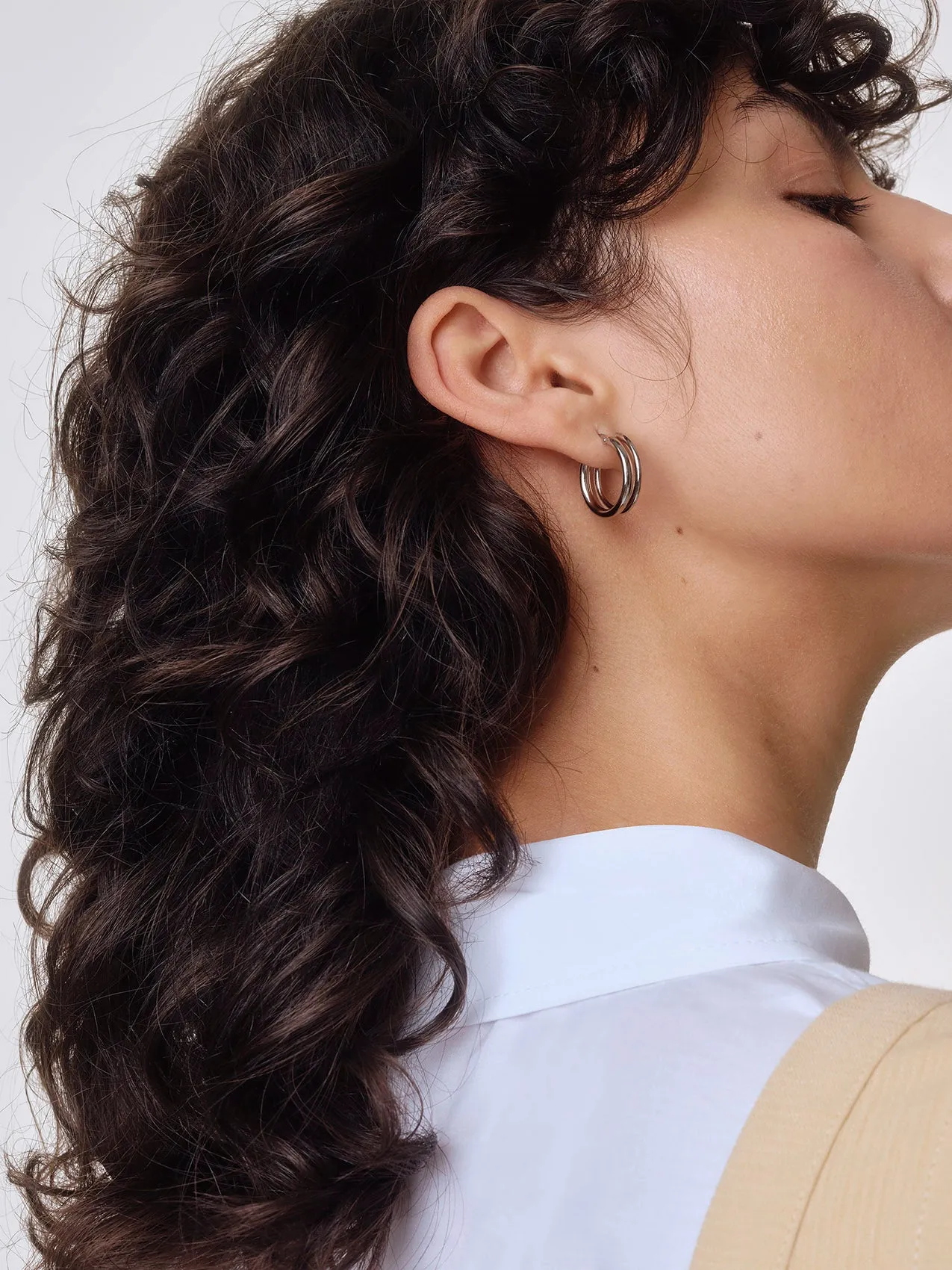 Lumi Palladium-Plated Hoop Earrings sold by Aeyde product image thumbnail 4