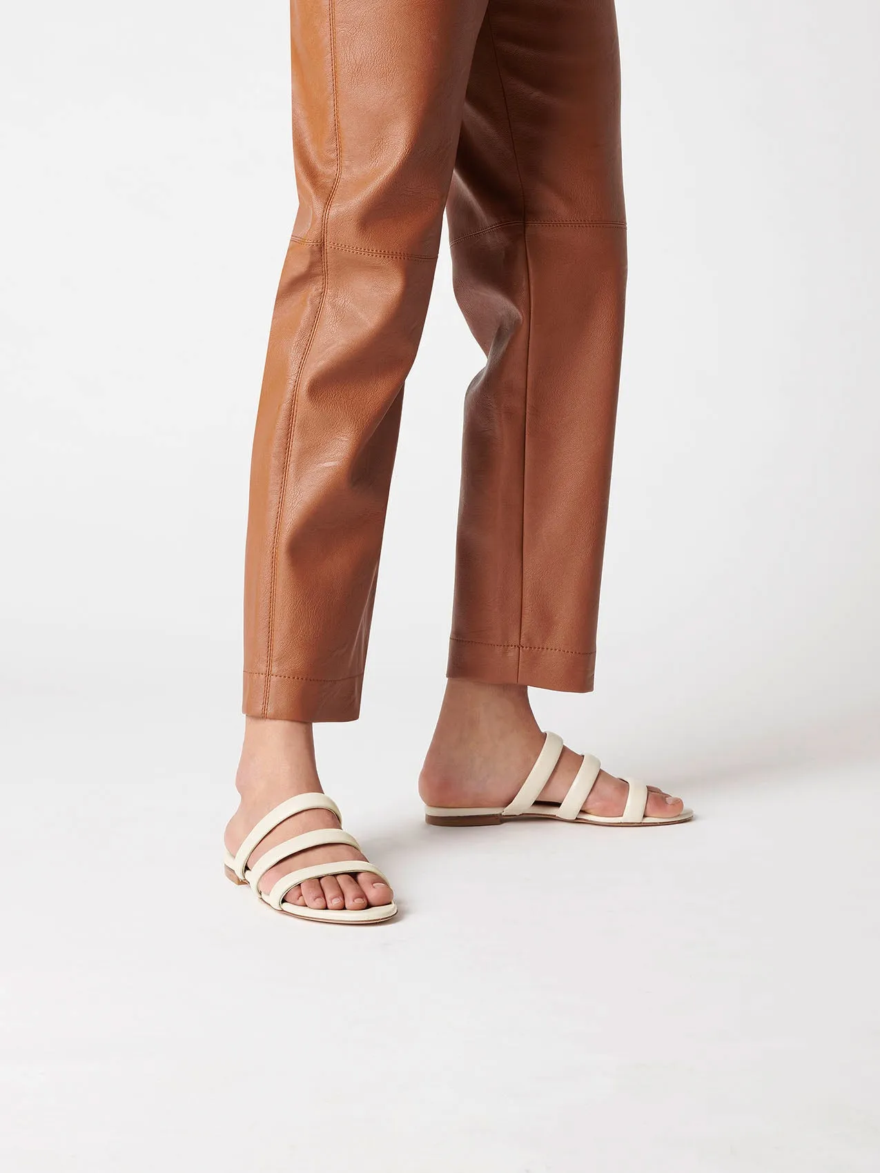 Chrissy Creamy Nappa sold by Aeyde product image thumbnail 5
