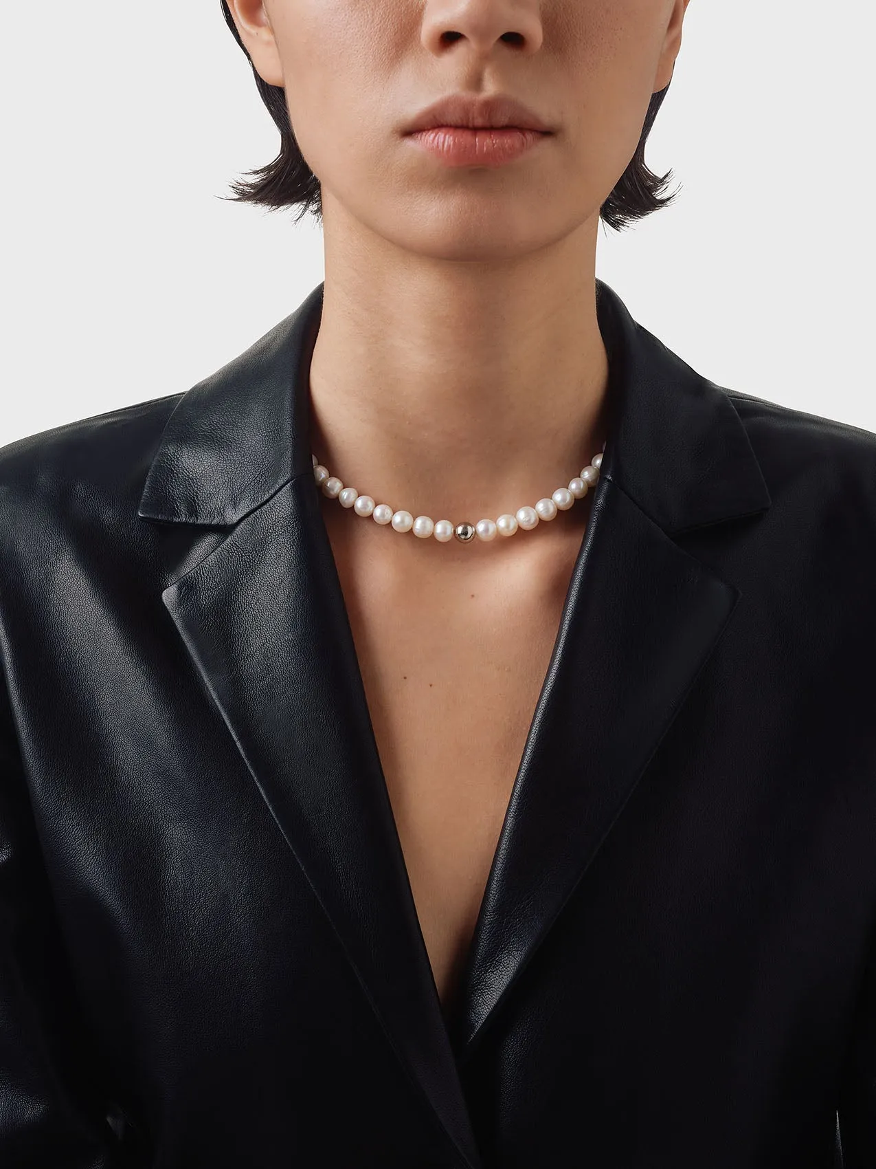 Sarin Pearl and Palladium-Plated Necklace sold by Aeyde product image thumbnail 4