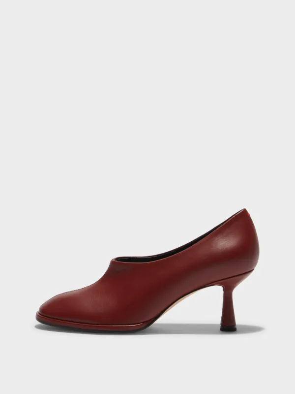 関税なし 送料無料 Brushed Leather Slingbacks PRADA Brushed leather slingback pumps 1I002N_055_F0002_F_085