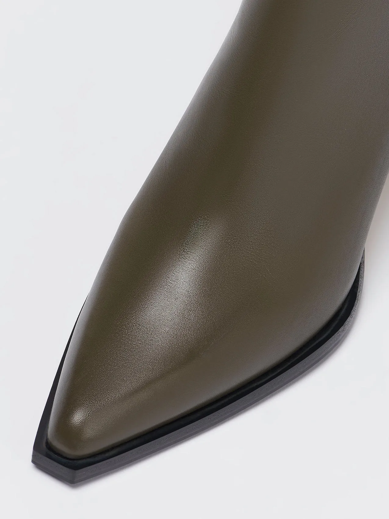 Kala Olive Calf sold by Aeyde product image thumbnail 3