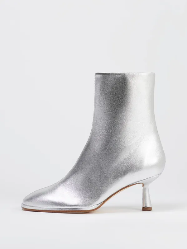 Dorothy Silver Nappa sold by Aeyde