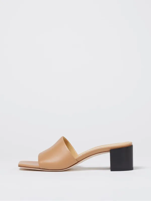 Lissy Hazelnut Nappa sold by Aeyde