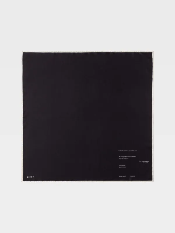 Robin Black/Creamy Silk sold by Aeyde