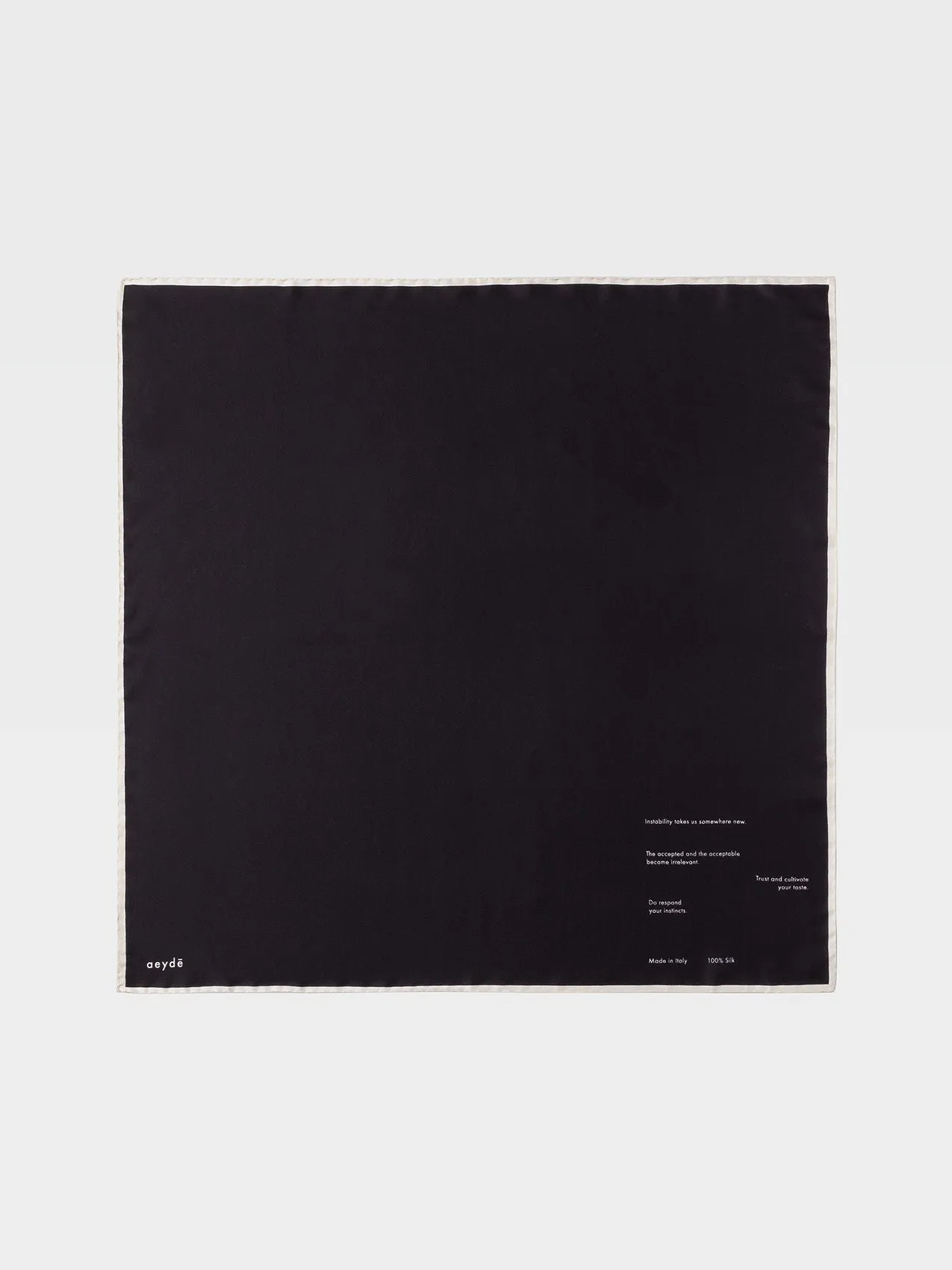 Robin Black/Creamy Silk sold by Aeyde