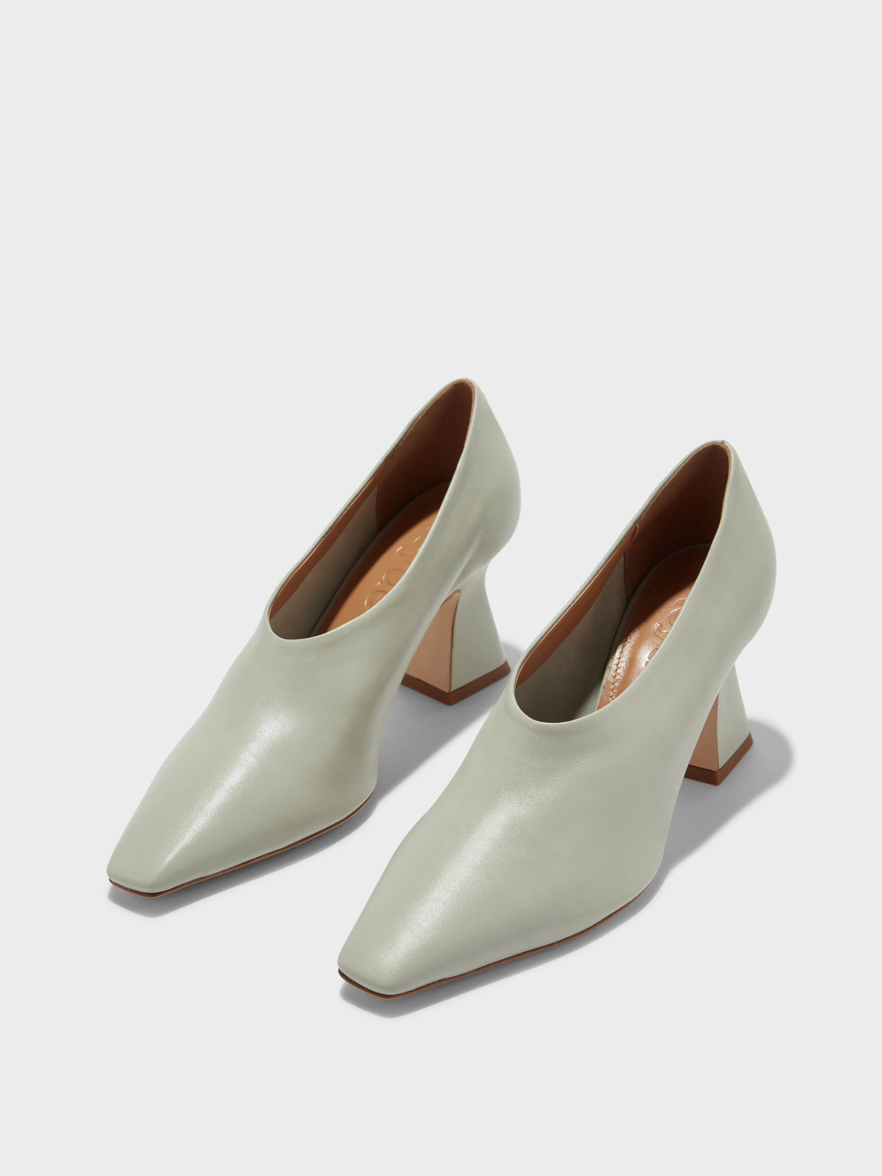 Nova Leather Pointed Pumps sold by Aeyde product image thumbnail 2