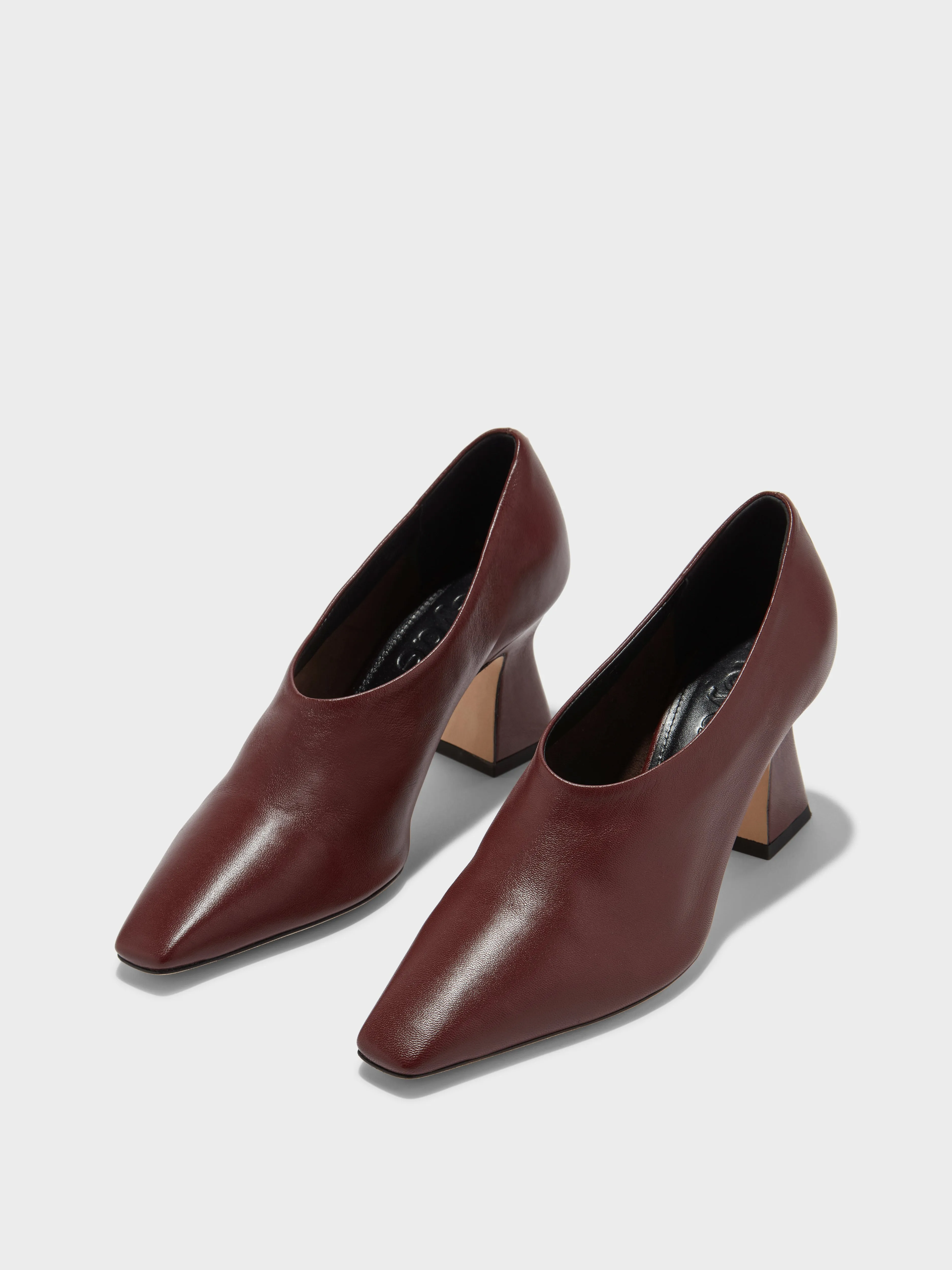 Nova Leather Pointed Pumps sold by Aeyde product image thumbnail 2