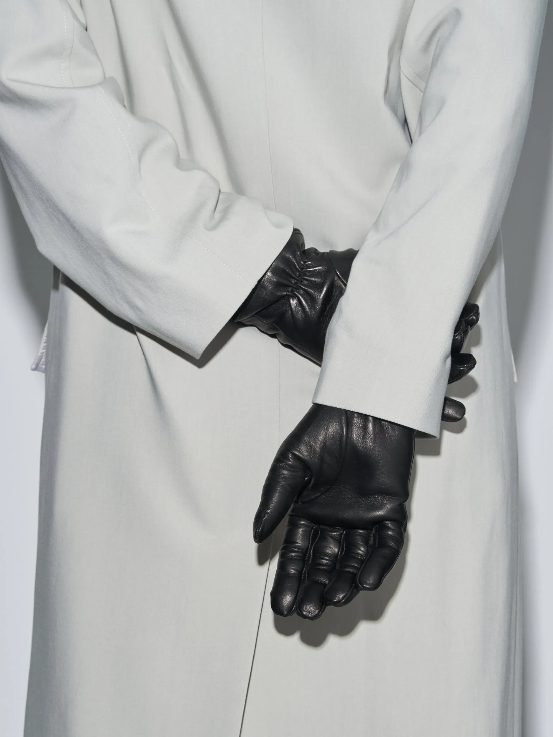 Gabriel Leather Gloves sold by Aeyde product image thumbnail 3