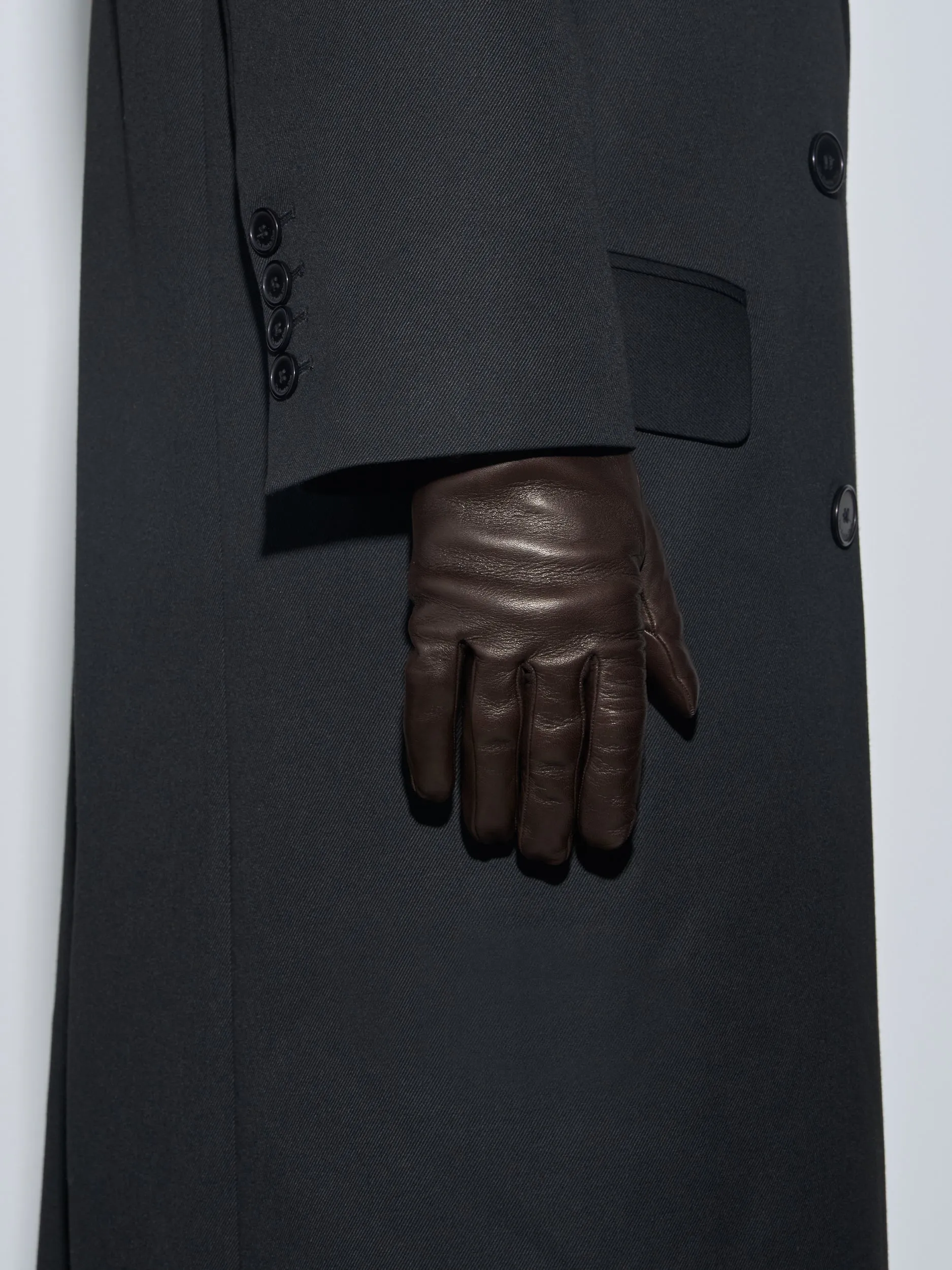 Gabriel Leather Gloves sold by Aeyde product image thumbnail 3