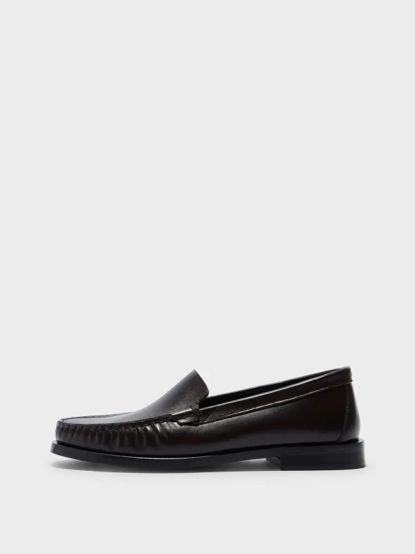 Arthur Apron Loafers sold by Aeyde