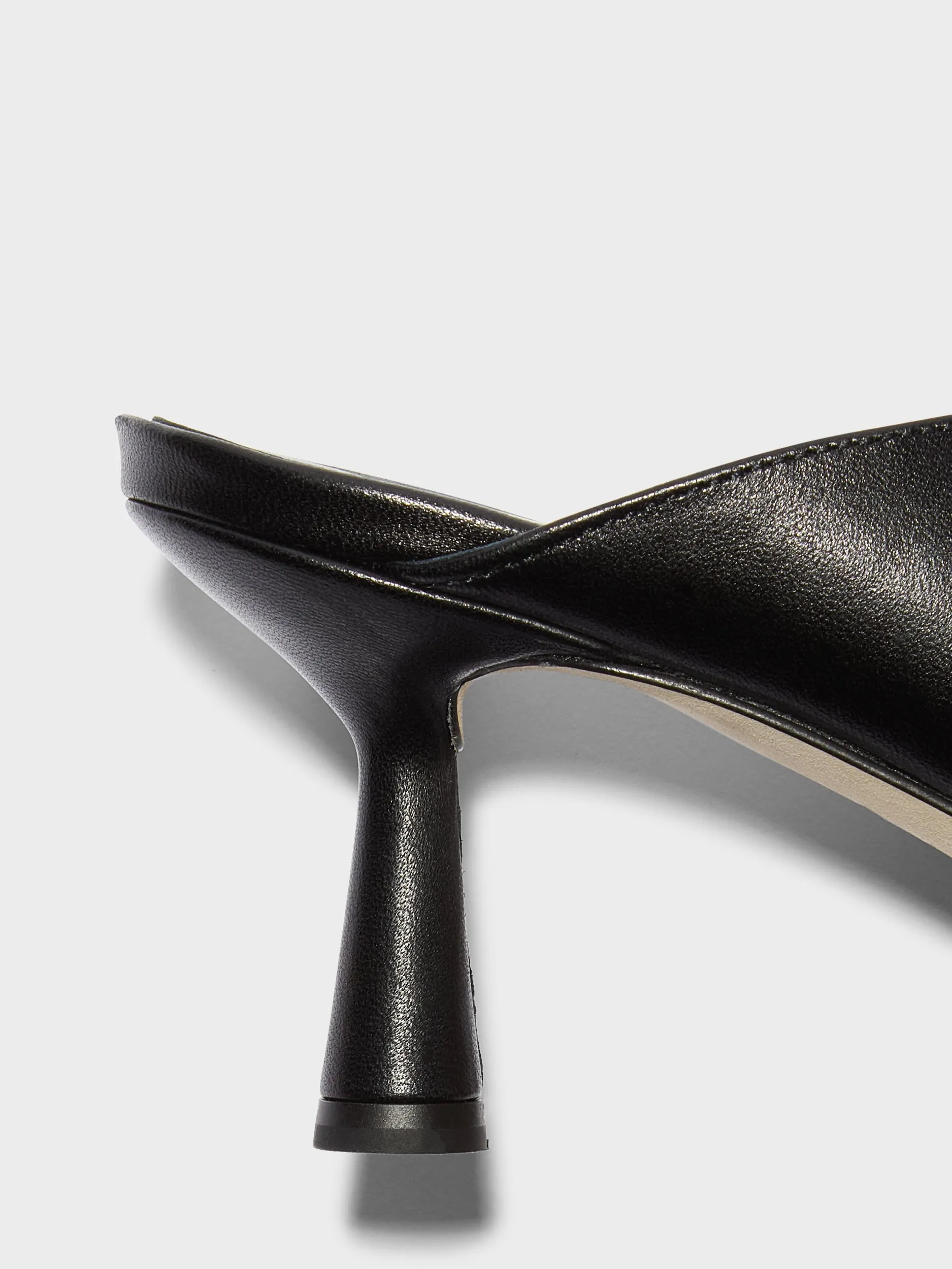 Olenna Thong Sandals sold by Aeyde product image thumbnail 4