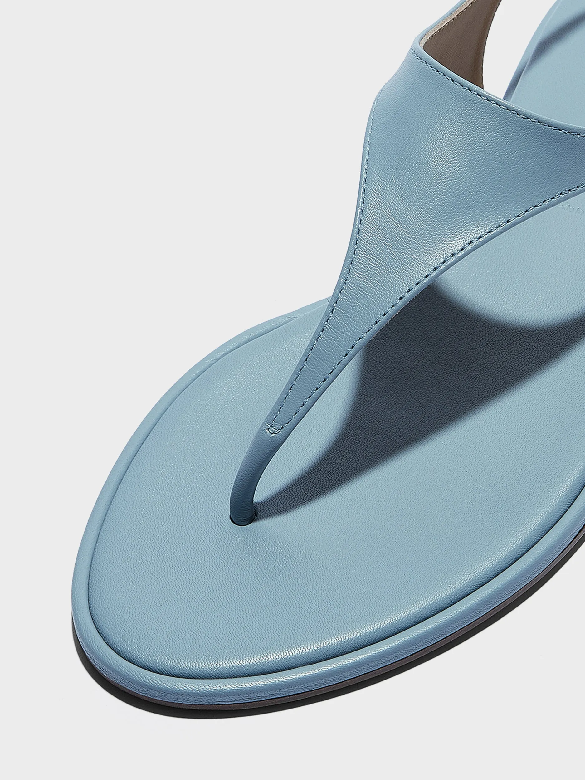 Raine Thong Sandals sold by Aeyde product image thumbnail 4