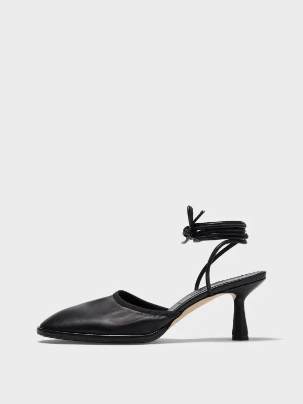 Farah Glove-Fit Mules made by Aeyde