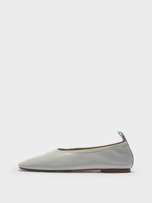 Dex Leather Flats made by Aeyde