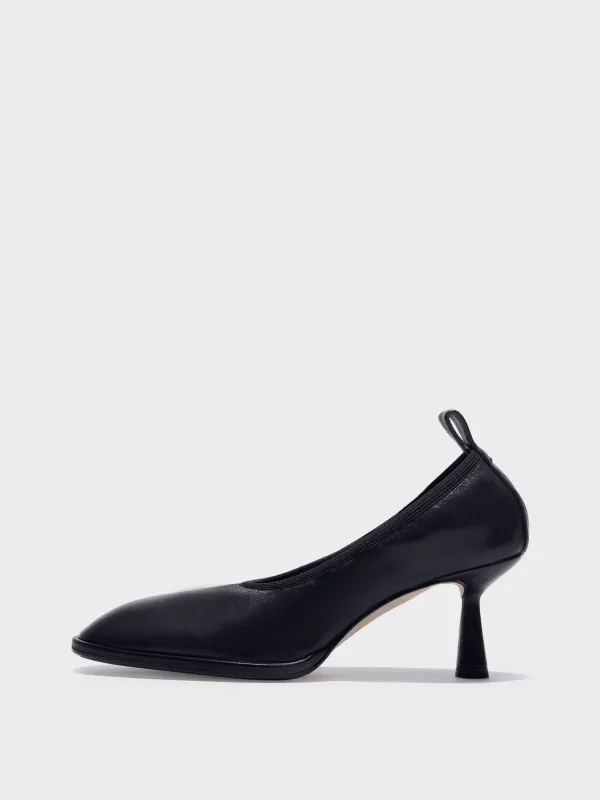 Giulia Stiletto Pumps made by Aeyde