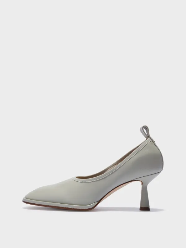 Giulia Stiletto Pumps made by Aeyde