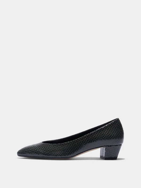 Helia Low-Cut Pumps made by Aeyde