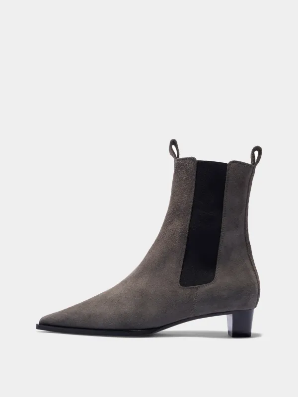 Kiki Suede Chelsea Boots made by Aeyde