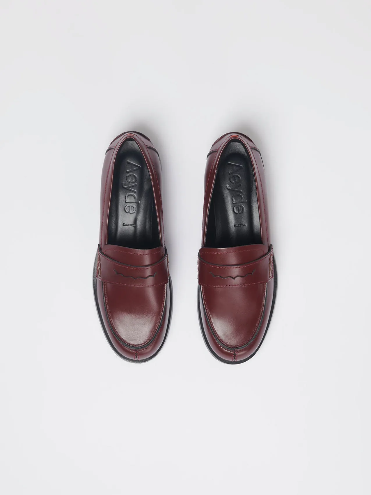 Oscar Port Calf sold by Aeyde product image thumbnail 4