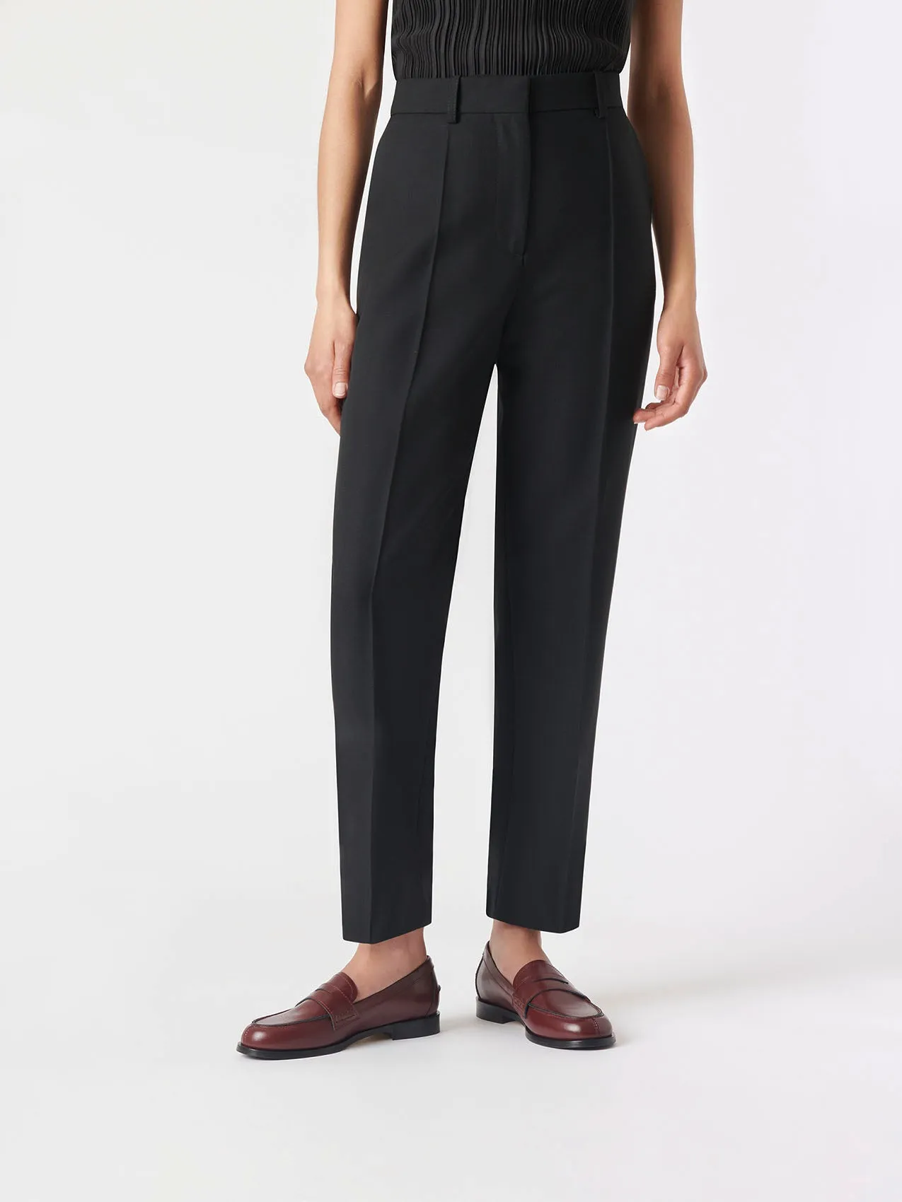 Oscar Port Calf sold by Aeyde product image thumbnail 5