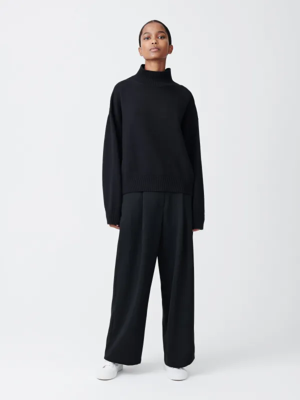 Ansell Pant in Darkest Navy sold by Studio Nicholson