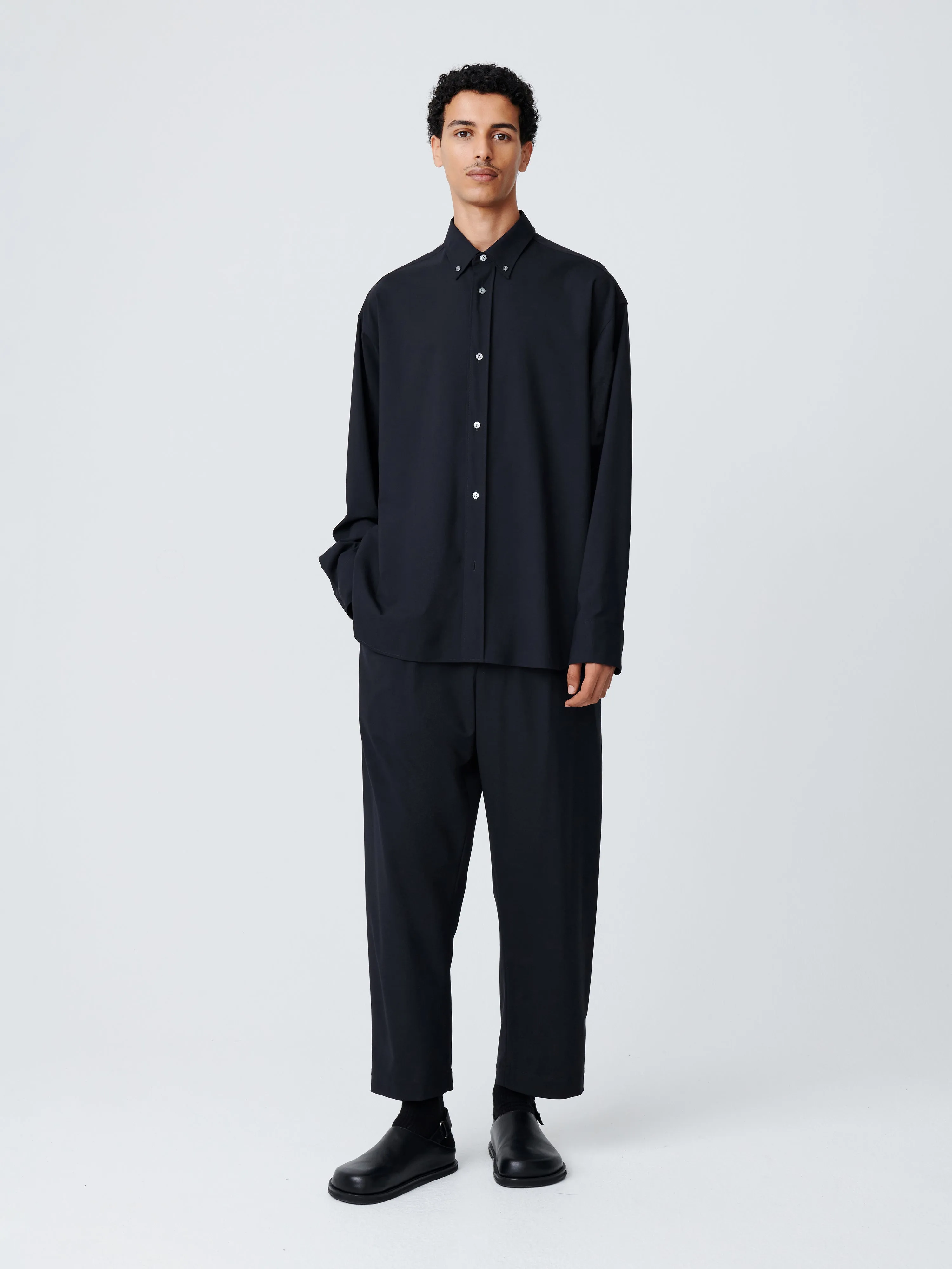 Tuck Tropical Wool Pant in Darkest Navy sold by Studio Nicholson product image thumbnail 2