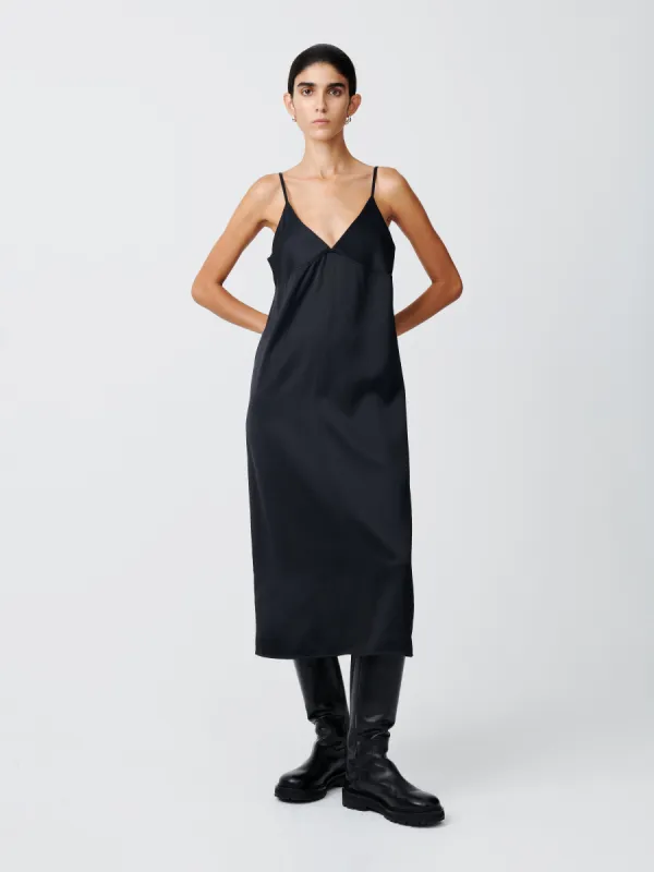Malebo Dress in Darkest Navy made by Studio Nicholson