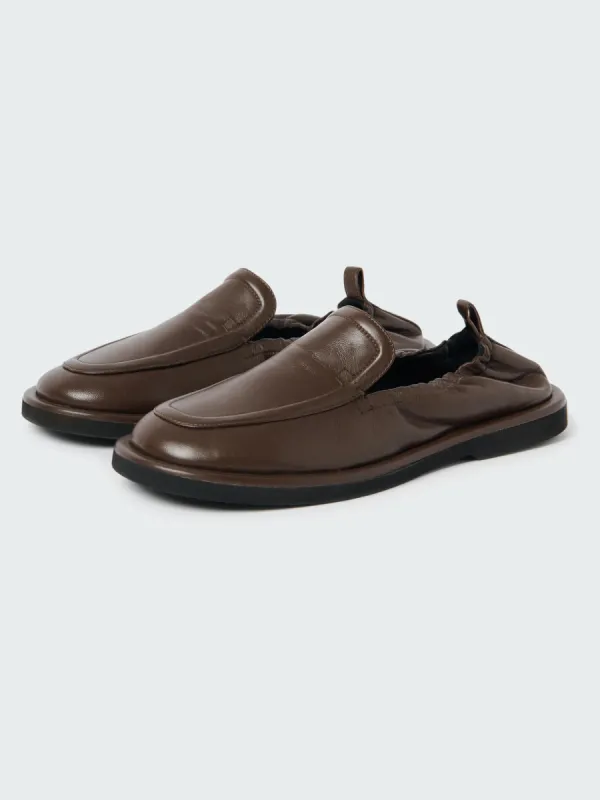 Men's Donovan Shoe in Chocolate made by Studio Nicholson