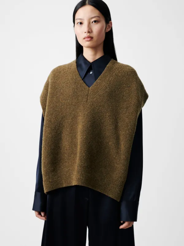 Poros Knit in Nutmeg made by Studio Nicholson