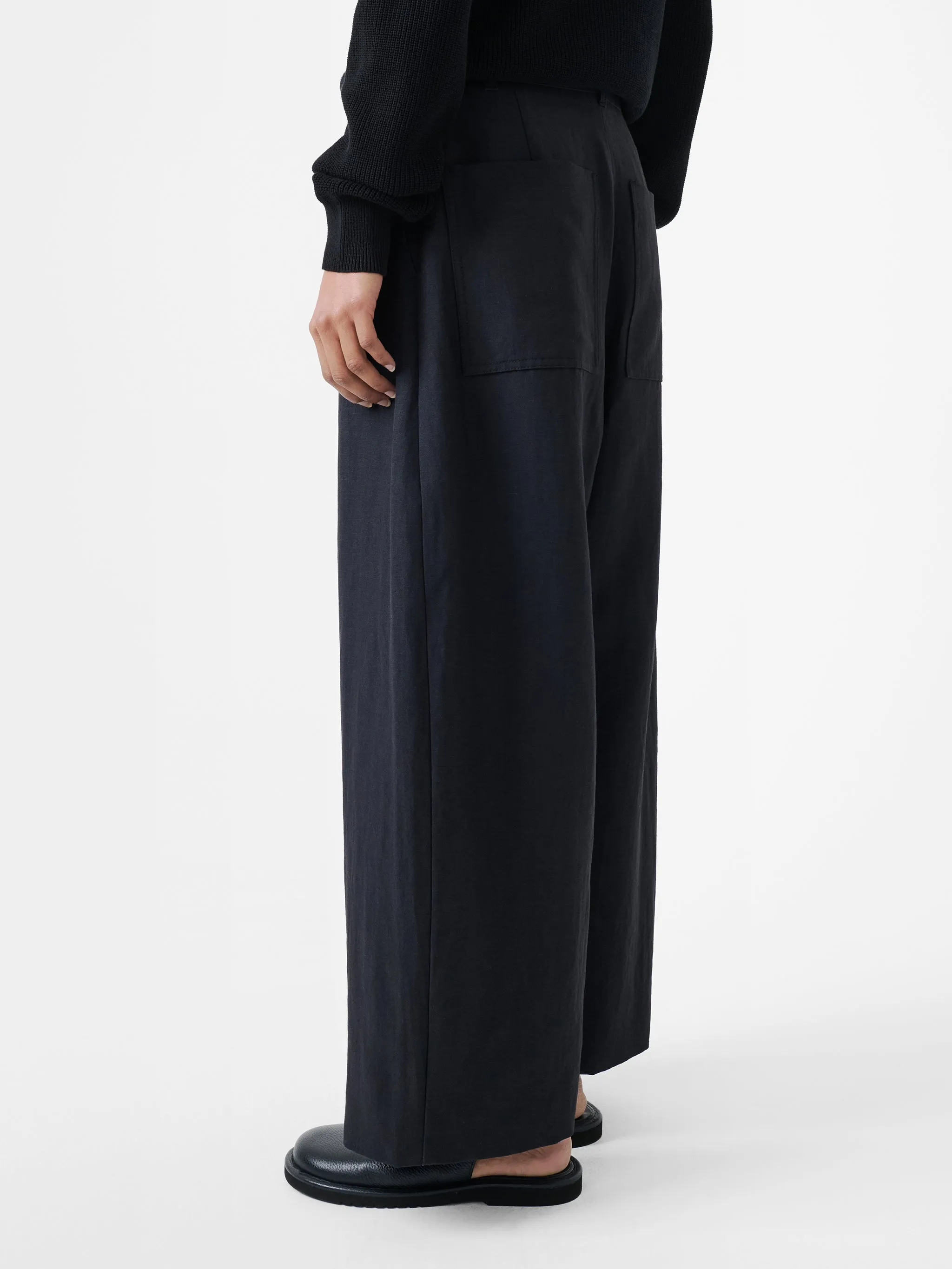 Chalco Linen Blend Pant in Darkest Navy sold by Studio Nicholson product image thumbnail 5