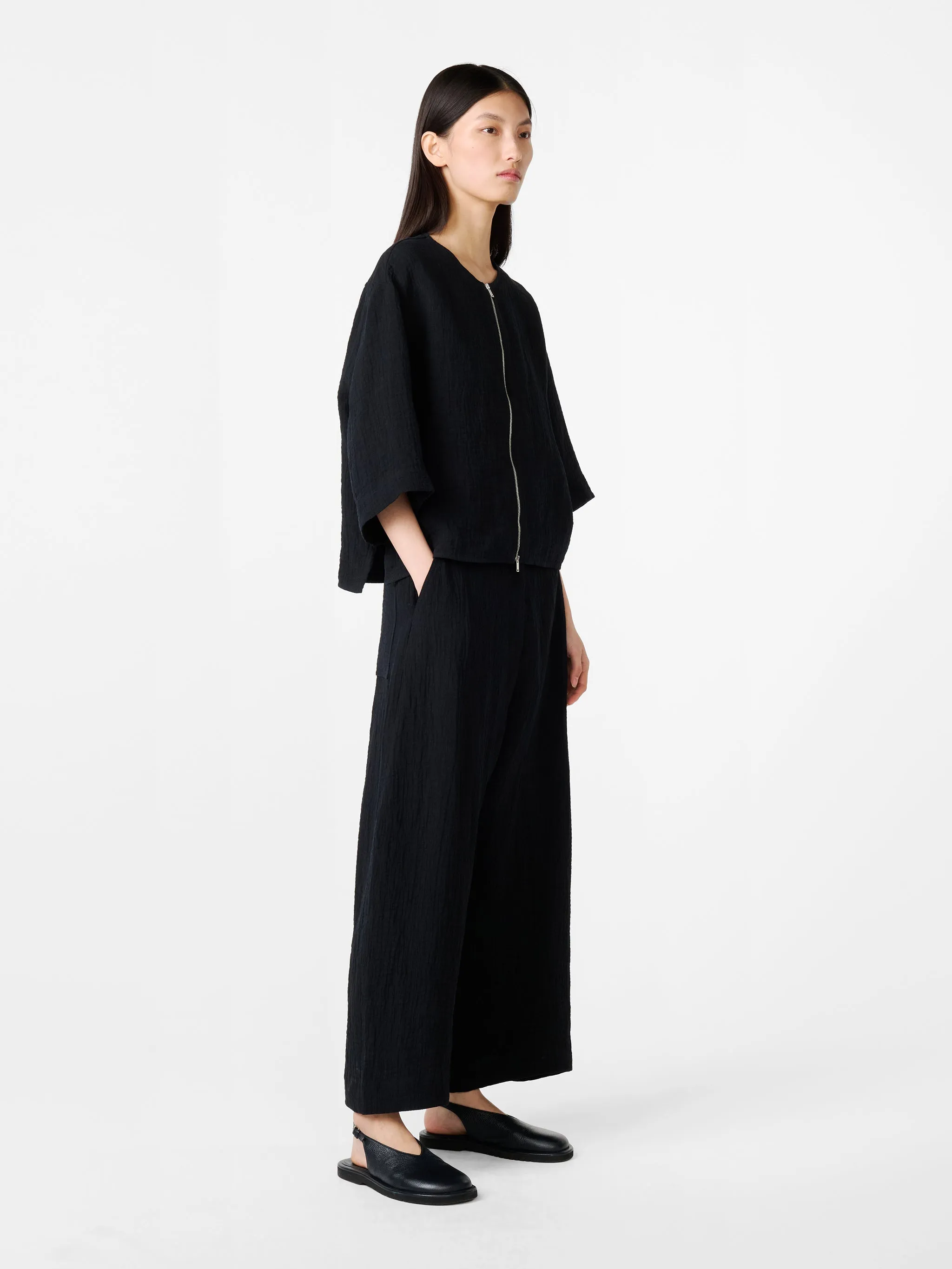 Chalco Linen Pant in Darkest Navy sold by Studio Nicholson product image thumbnail 4