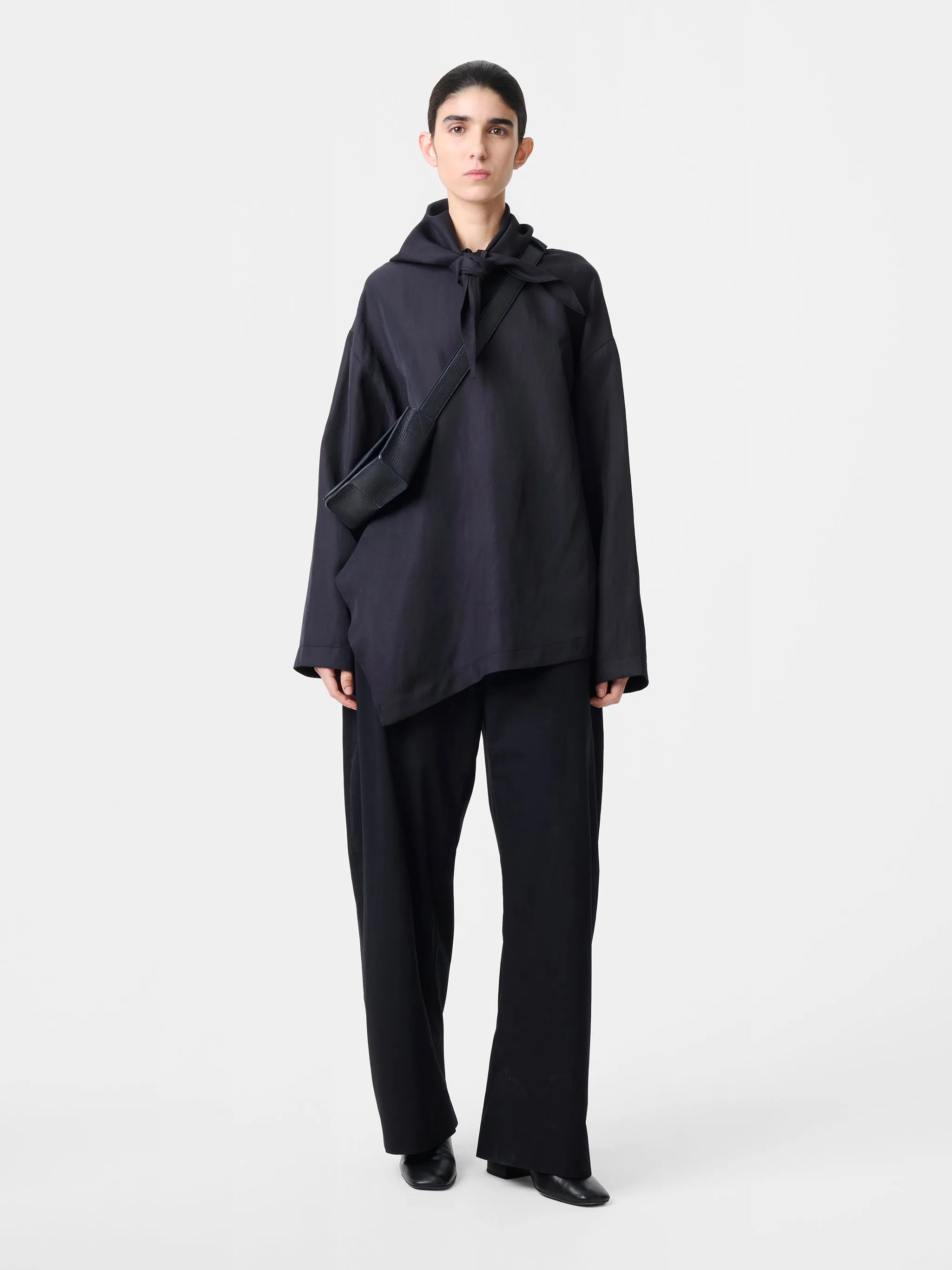 Bute Linen Top in Darkest Navy sold by Studio Nicholson product image thumbnail 2