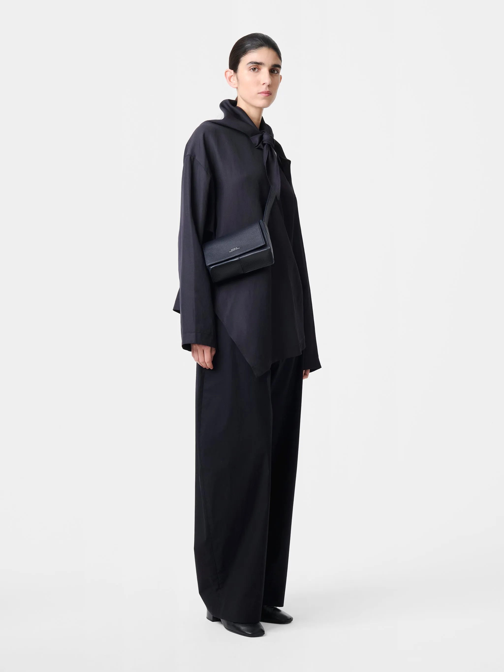 Bute Linen Top in Darkest Navy sold by Studio Nicholson product image thumbnail 3