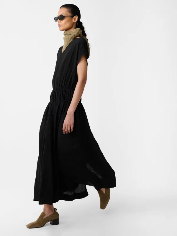 Simos Dress in Black made by Studio Nicholson