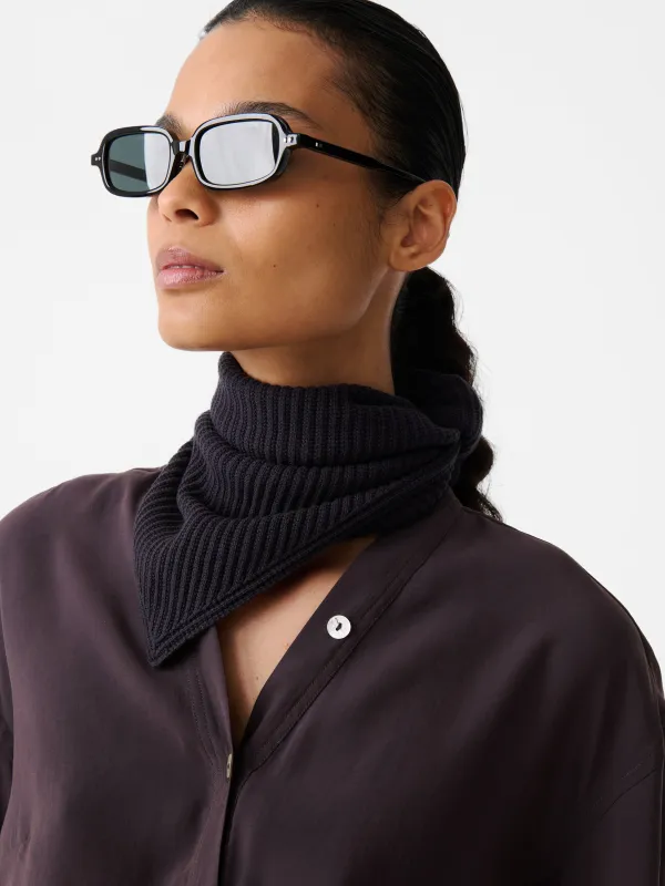 Isos Knit Scarf in Pewter made by Studio Nicholson