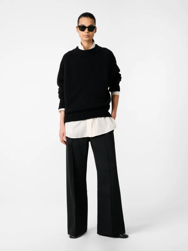 Acapulco Pant in Black made by Studio Nicholson