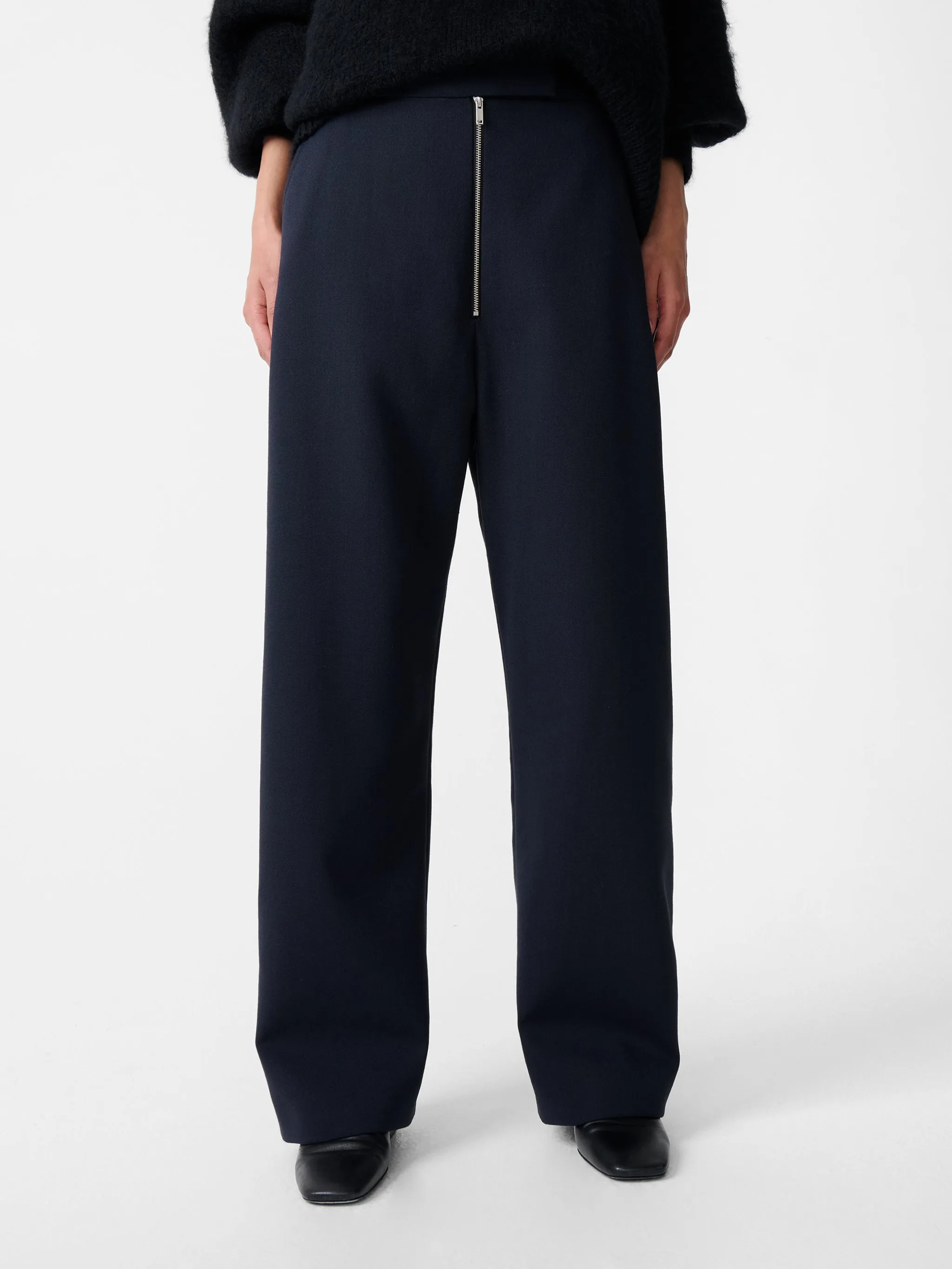 Trouvi Pant in Darkest Navy sold by Studio Nicholson product image thumbnail 4