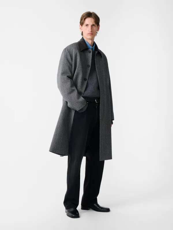 Bryn Coat in Black / White made by Studio Nicholson