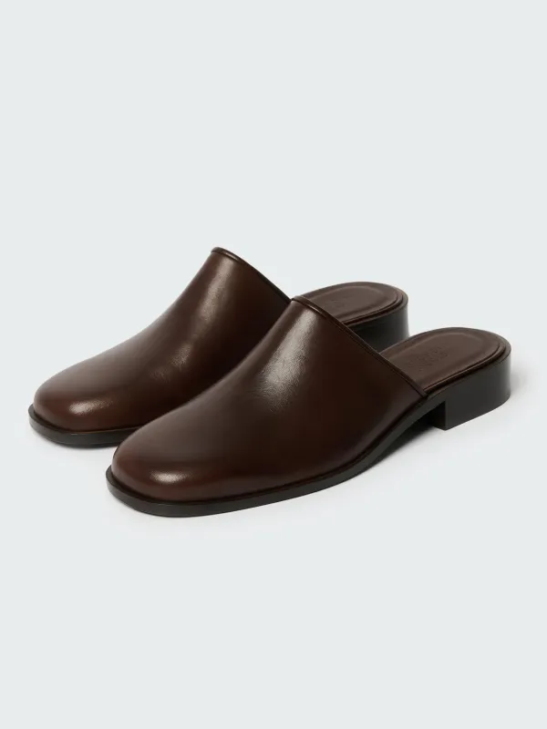 Women's Barlow Shoe in Cocoa made by Studio Nicholson