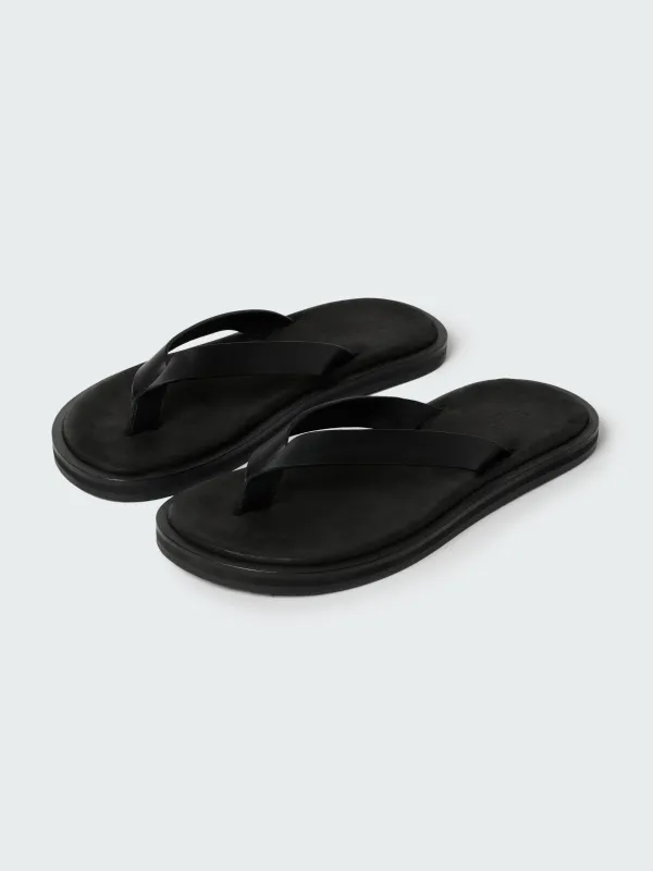 Women's Curren Leather Sandal in Black made by Studio Nicholson